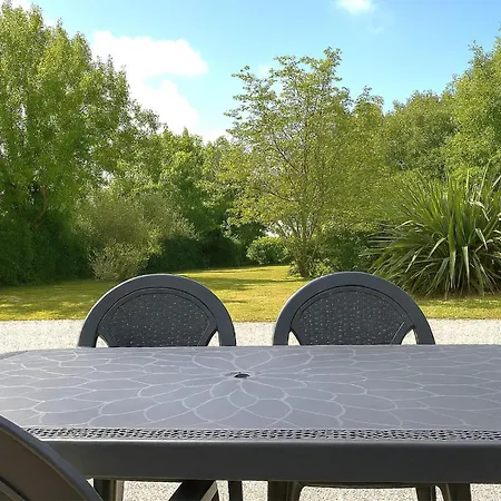 3 Bedroom Pet Friendly In Semesterbostad *