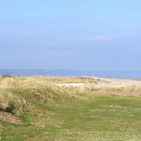 Three Bedroom Lovely In بيت للعطل *